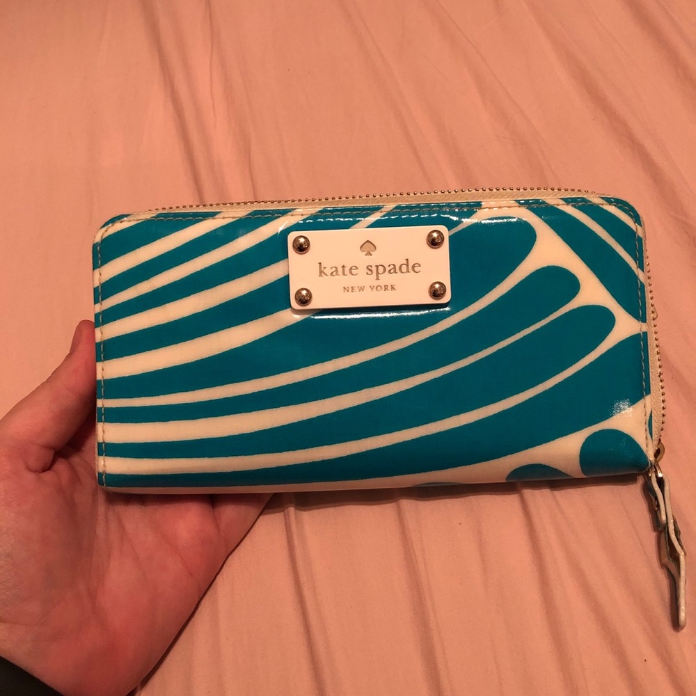 Kate spade wallet